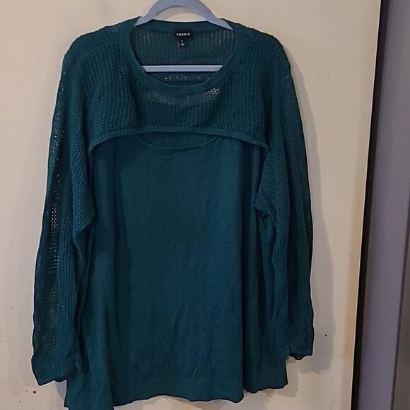 Beautiful Torrid sweater top size 5 - Picture 1 of 6